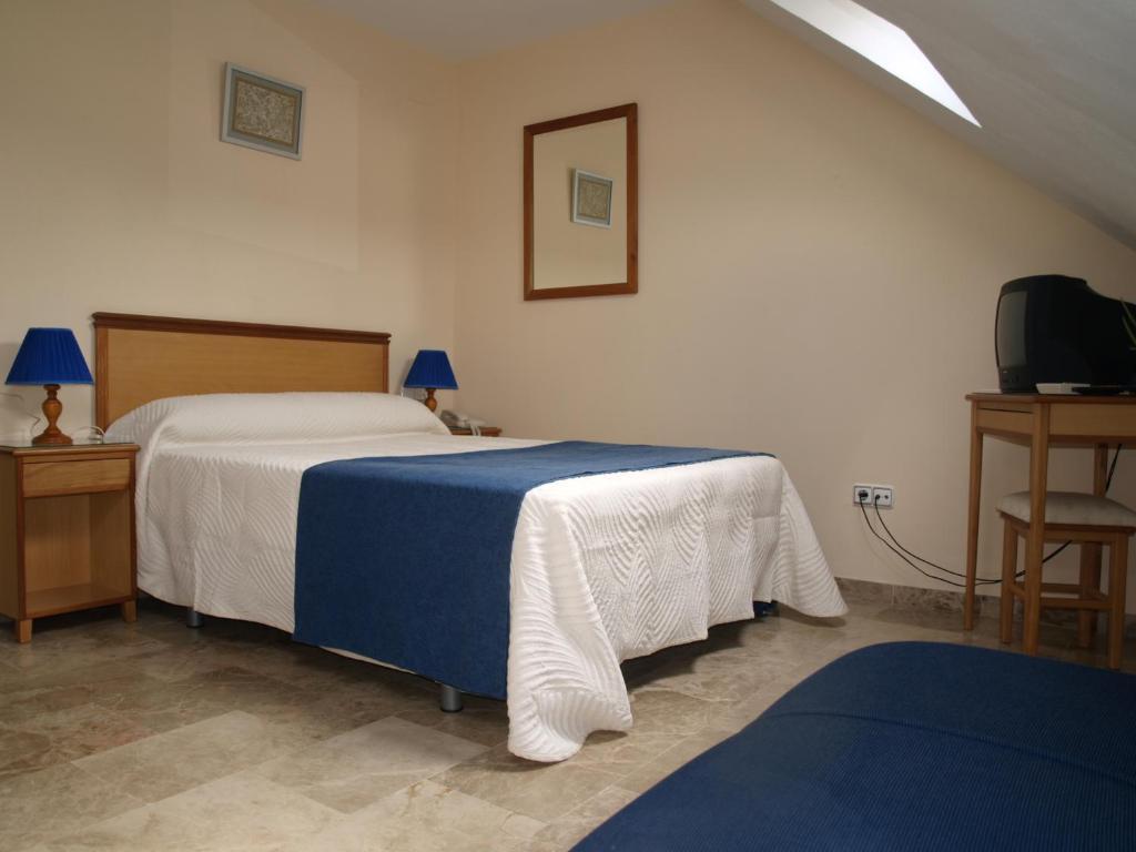 Hotel Al-Yussana Lucena Camera foto