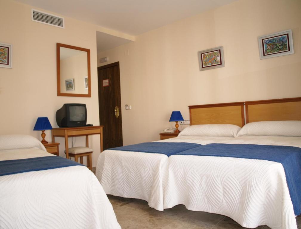 Hotel Al-Yussana Lucena Camera foto