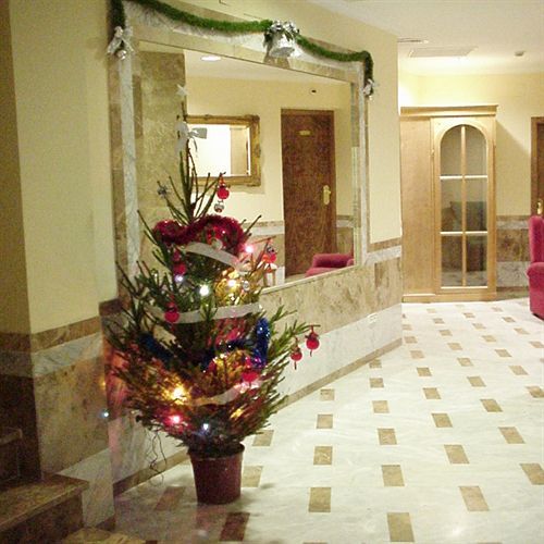 Hotel Al-Yussana Lucena Esterno foto