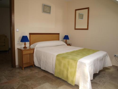 Hotel Al-Yussana Lucena Esterno foto