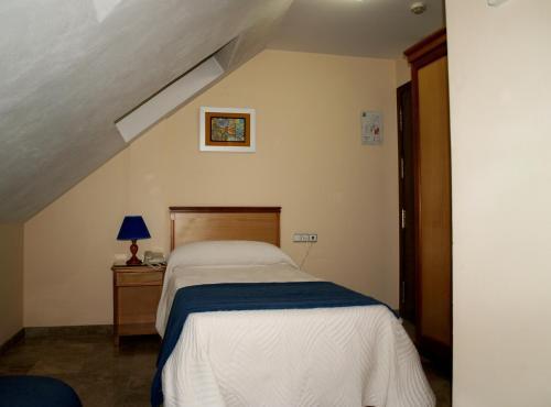 Hotel Al-Yussana Lucena Esterno foto